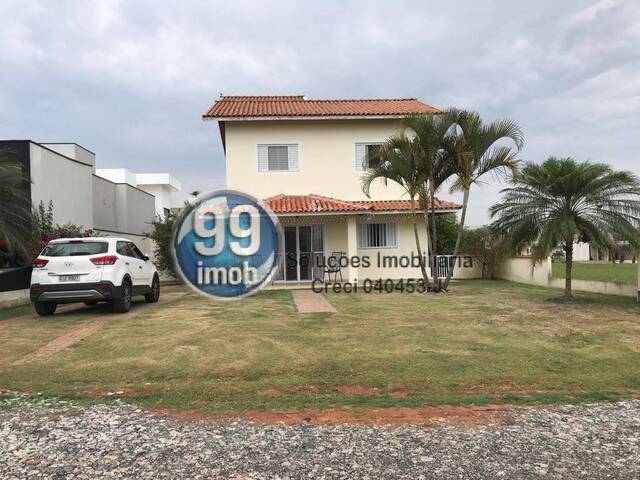 #401 - Casa para Venda em Pardinho - SP