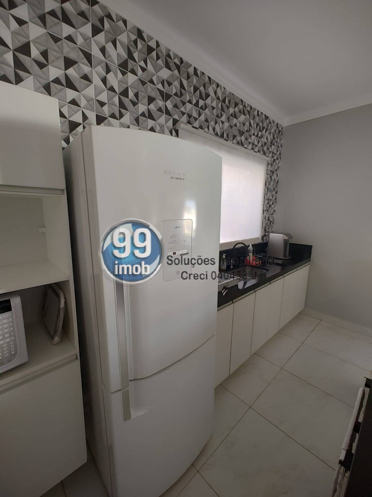 Casa para alugar com 3 quartos, 295m² - Foto 14