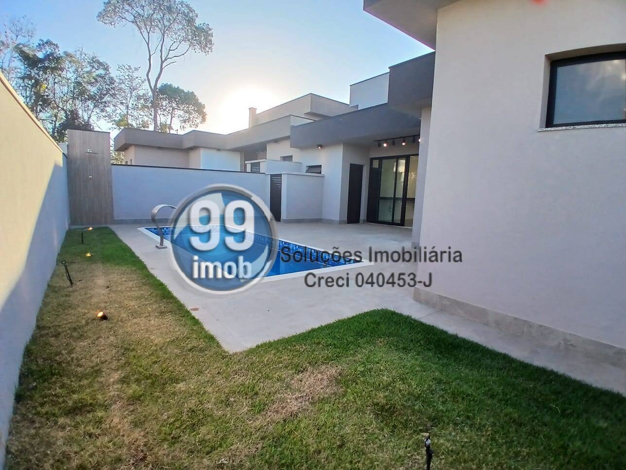 Casa à venda com 3 quartos, 176m² - Foto 11