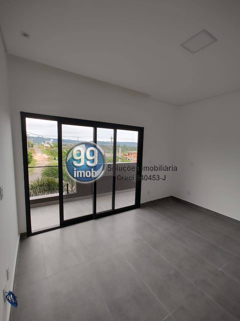 Casa à venda com 4 quartos, 240m² - Foto 16