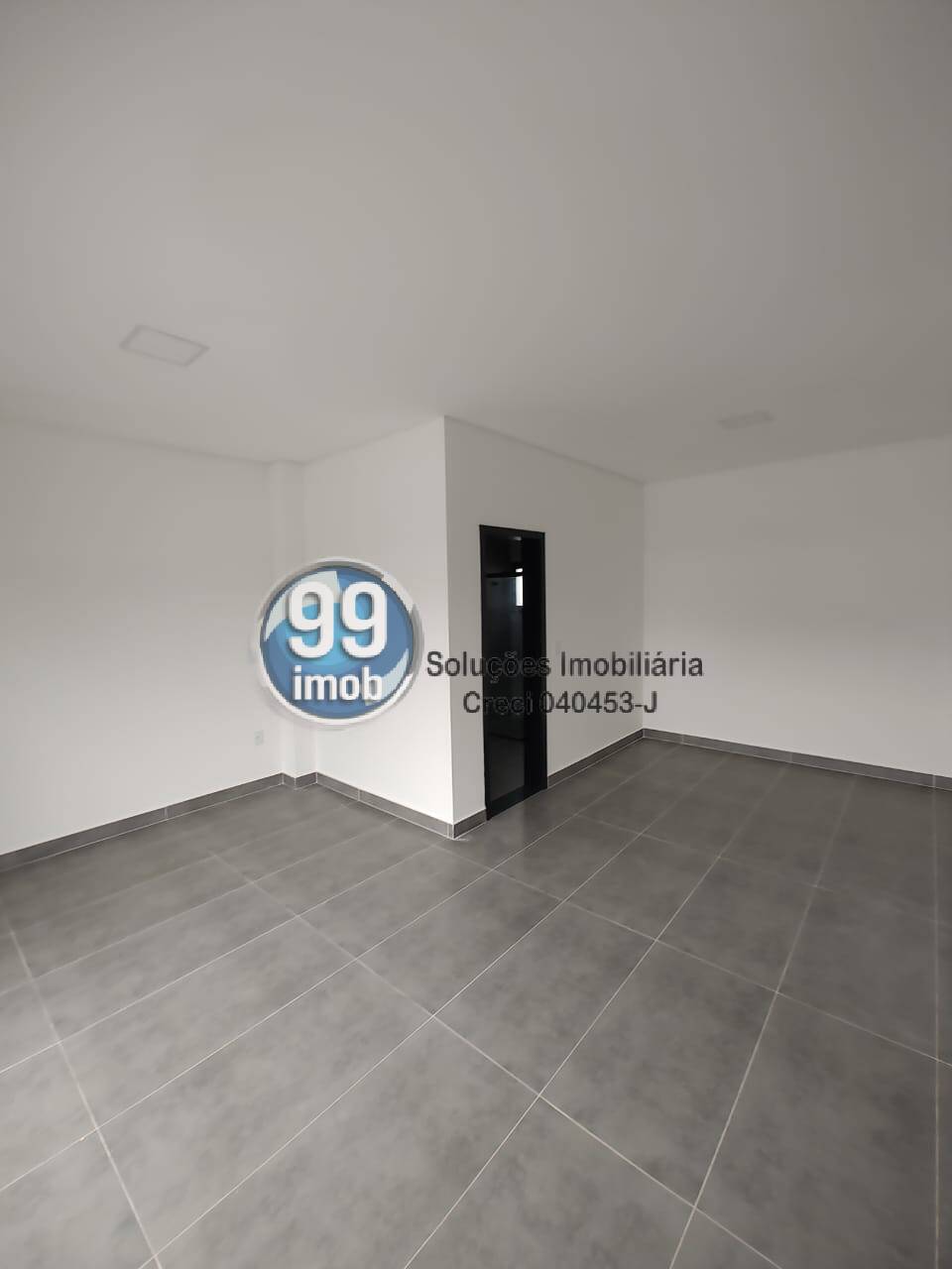 Casa à venda com 4 quartos, 240m² - Foto 25