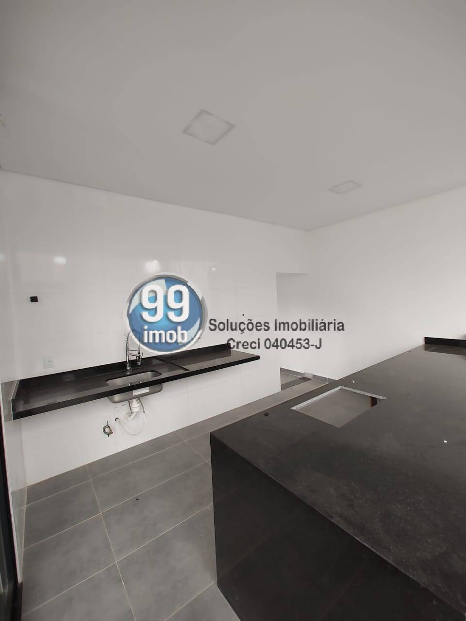 Casa à venda com 4 quartos, 240m² - Foto 30