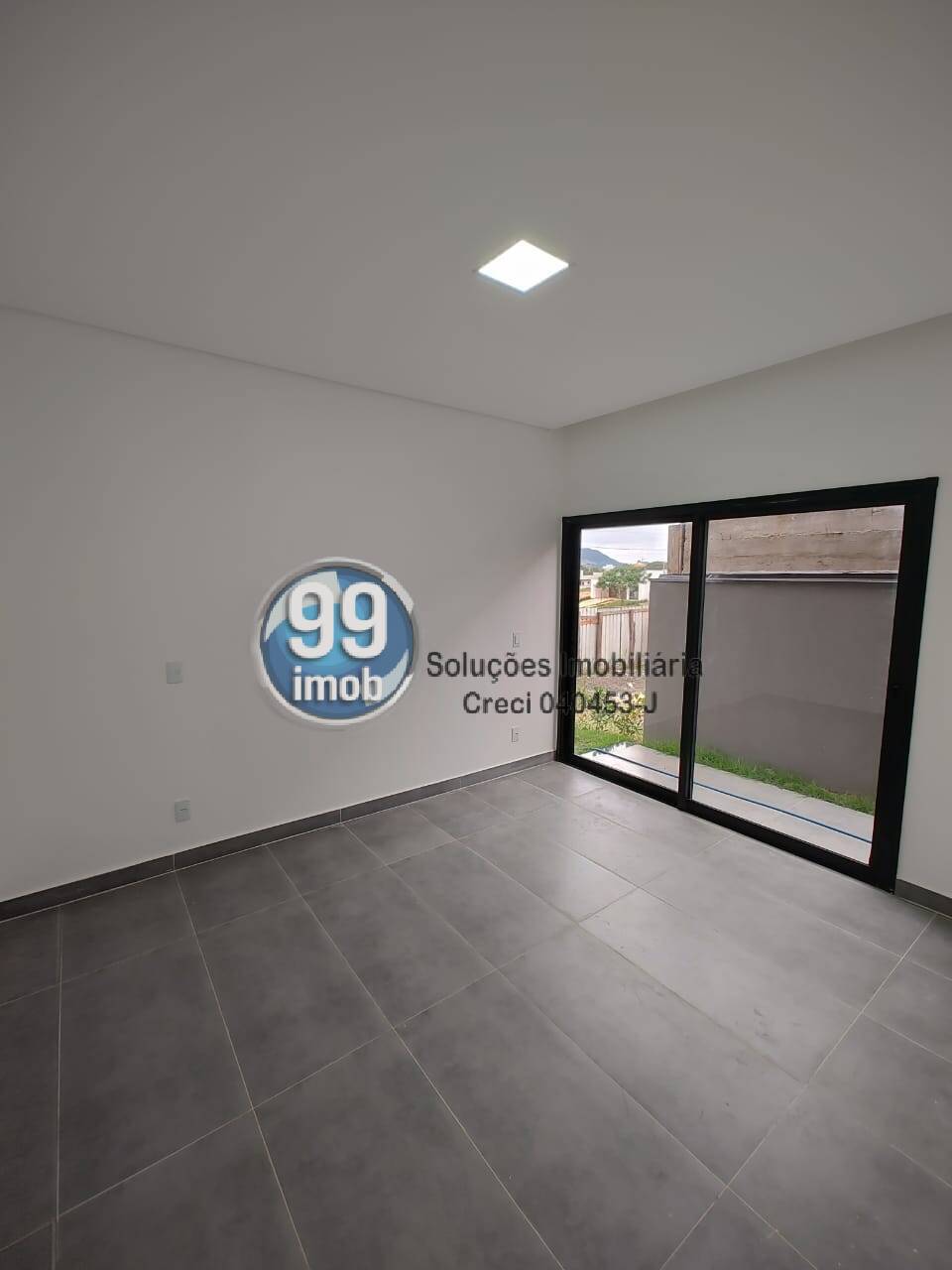 Casa à venda com 4 quartos, 240m² - Foto 10