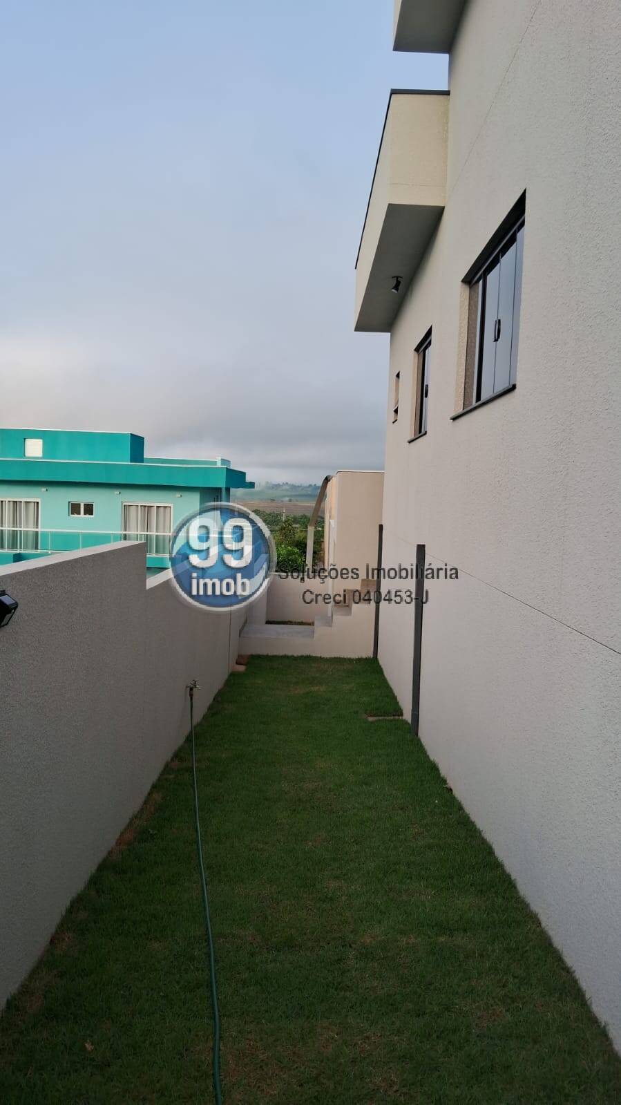 Casa à venda com 3 quartos, 256m² - Foto 9