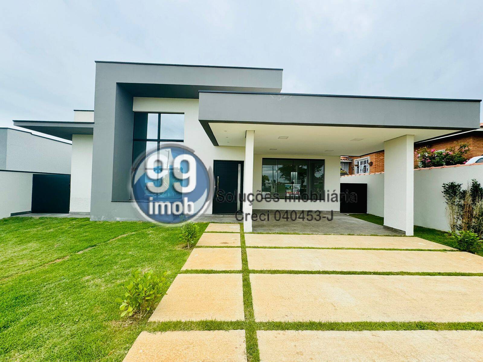 Casa à venda com 3 quartos, 160m² - Foto 1