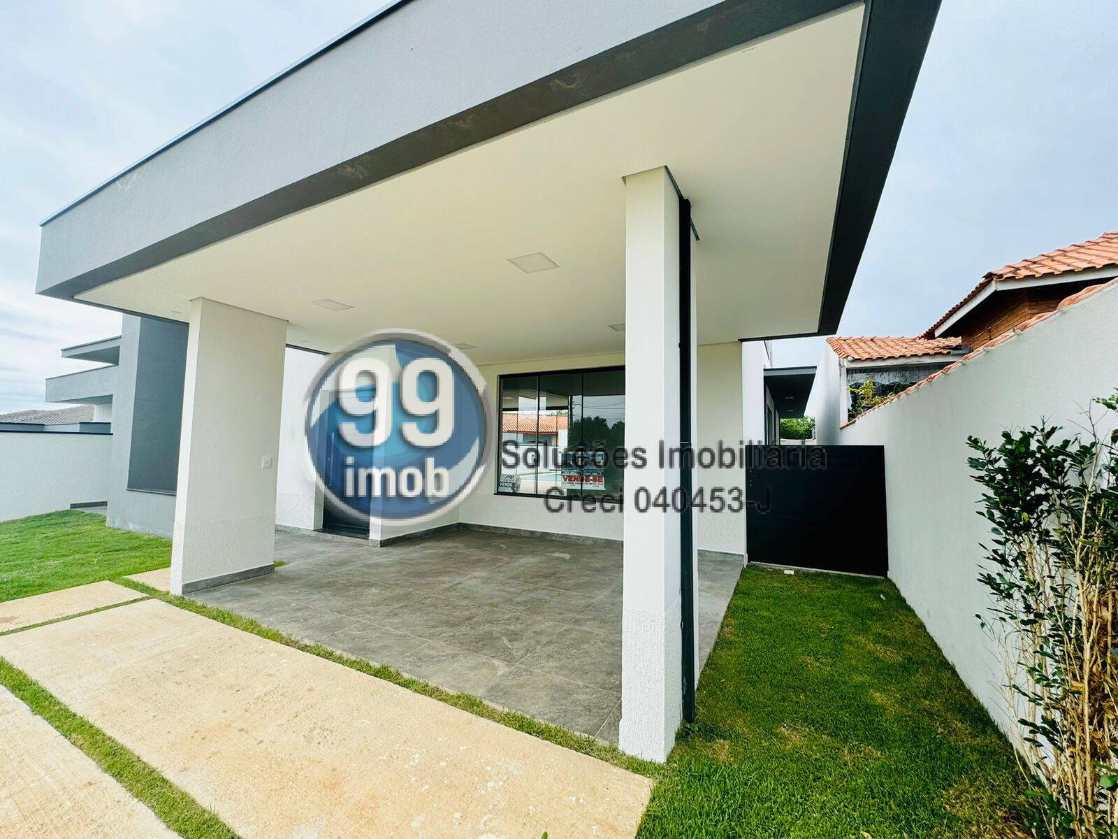 Casa à venda com 3 quartos, 160m² - Foto 2