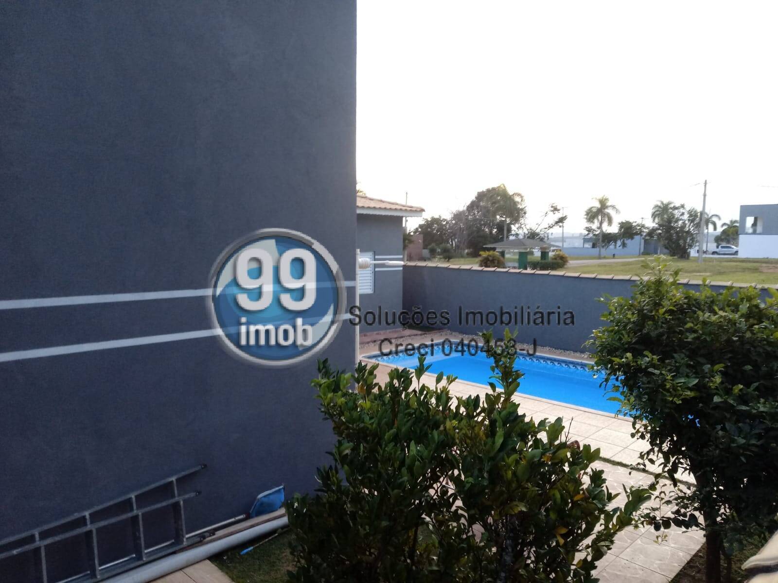 Casa à venda com 4 quartos, 280m² - Foto 2