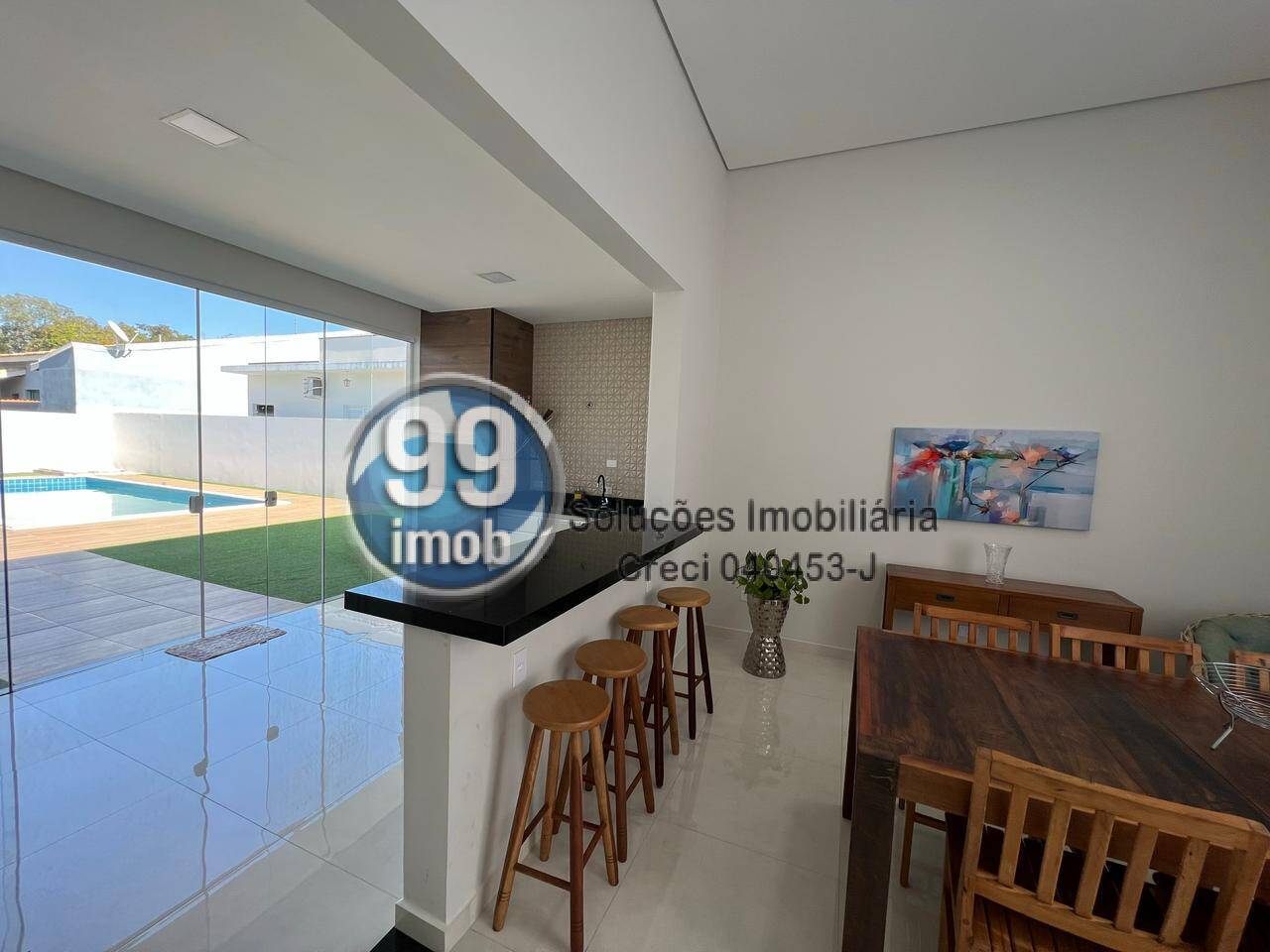 Casa à venda com 3 quartos, 290m² - Foto 3