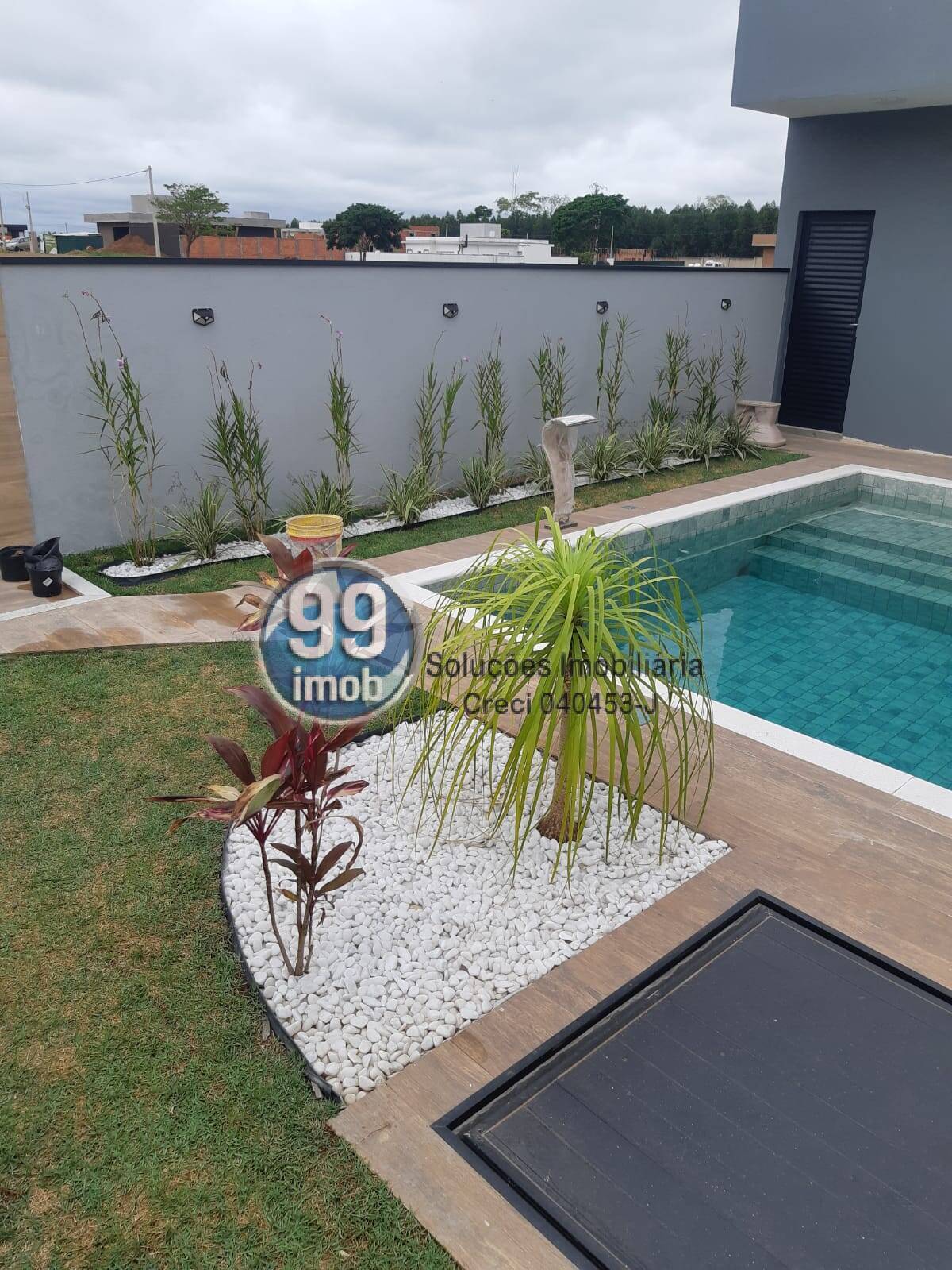 Casa à venda com 3 quartos, 260m² - Foto 3