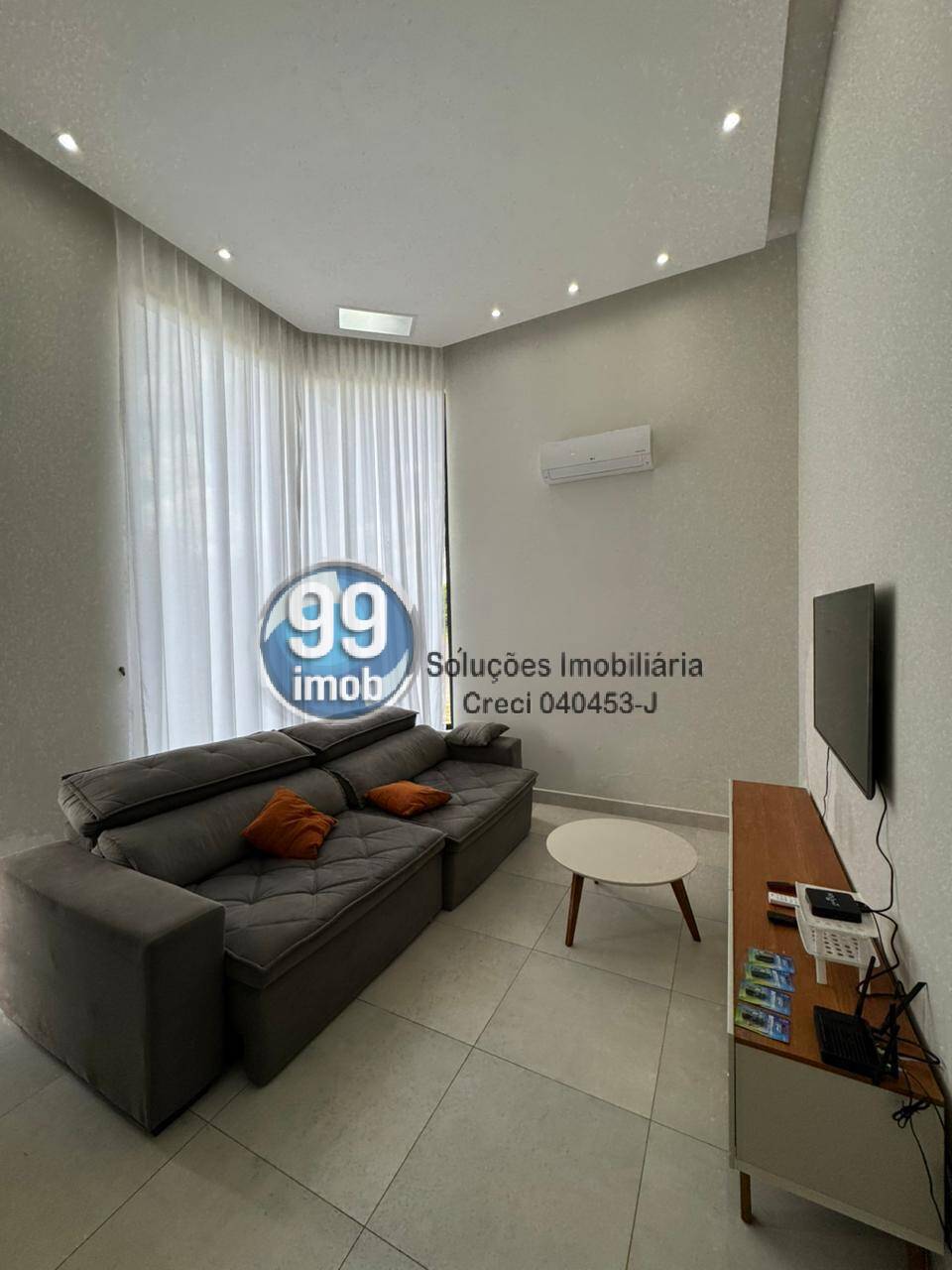 Casa à venda com 3 quartos, 293m² - Foto 2